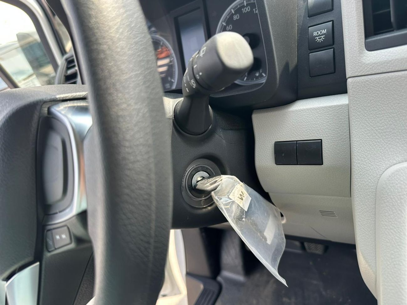 Toyota Hiace Van High Roof 2.8L (174 HP) M/T 2025 Diesel