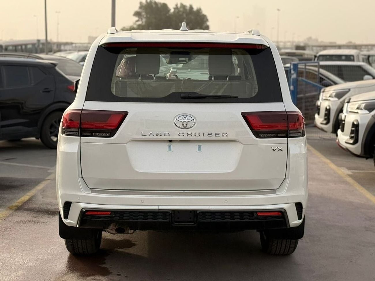تويوتا لاند كروزر TOYOTA Land Cruiser VX 4.0 2025 Full option Omani