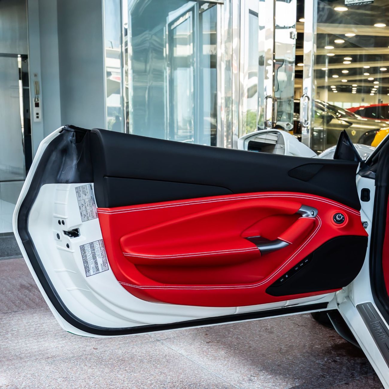 فيراري ف ٨ سبيدر 3.9T V8