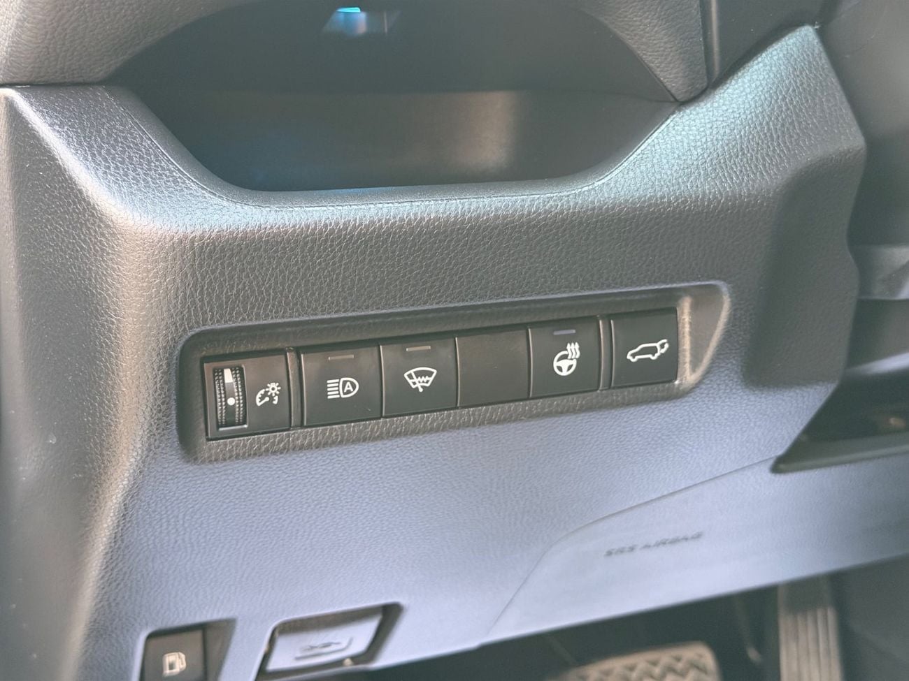 تويوتا راف ٤ LTD HEV تويوتا RAV4 XSE هايبرد 2021، دفع رباعي، كاملة المواصفات، مستوردة من الولايات المتحدة الأمريكية