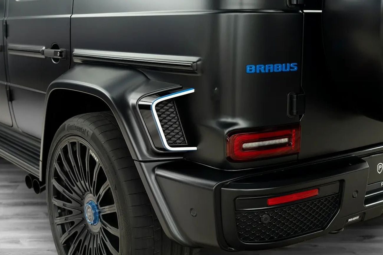 Mercedes-Benz G 65 AMG Mercedes-Benz G-Class Brabus G 800 Widestar