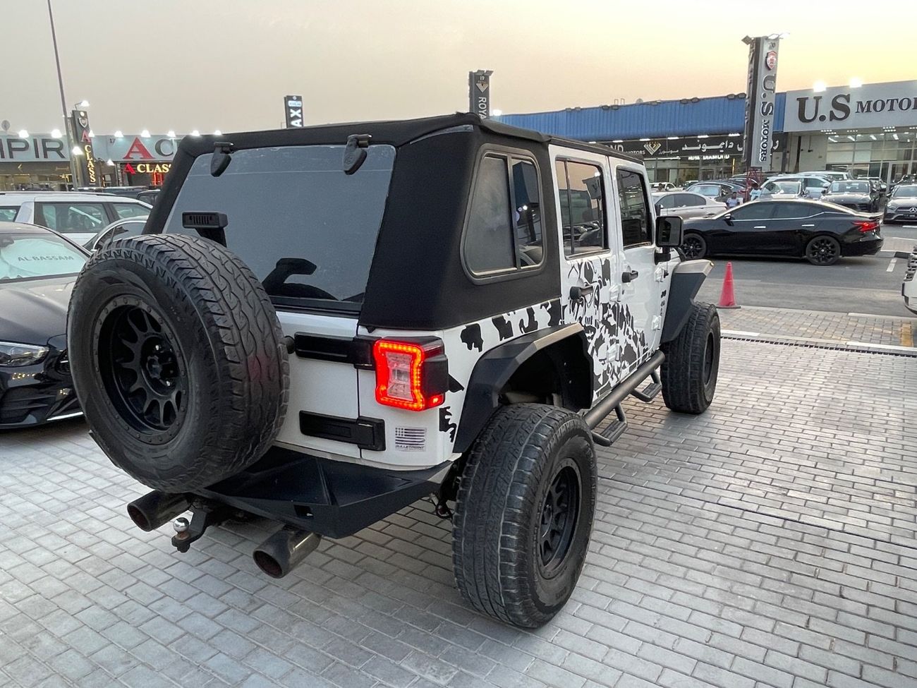 Jeep Wrangler Sport 3.6L A/T