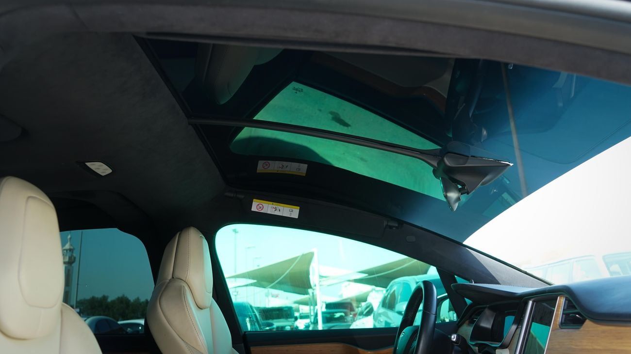 تسلا موديل اكس