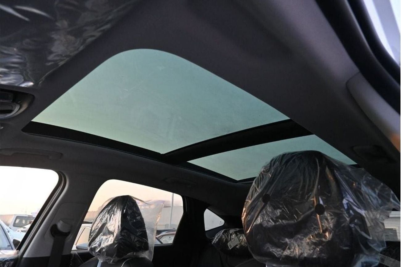 Hyundai Tucson Hyundai Tucson 1.6L Turbo, Petrol, (Mid+ Option) Model 2022, Color White (Export Price)