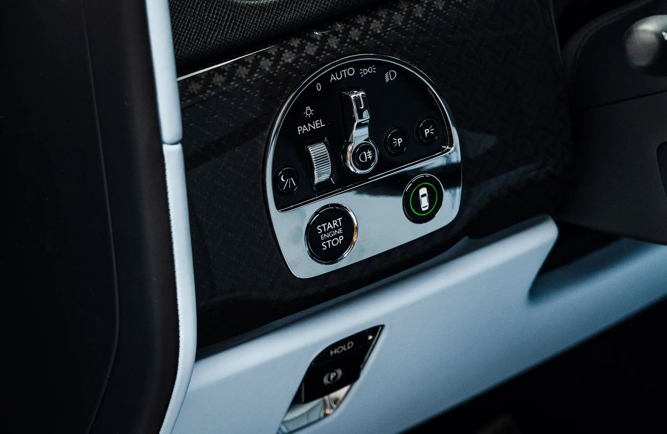 رولز رويس كولينان 6.75L V12 Twin-Turbocharged Engine | Warranty