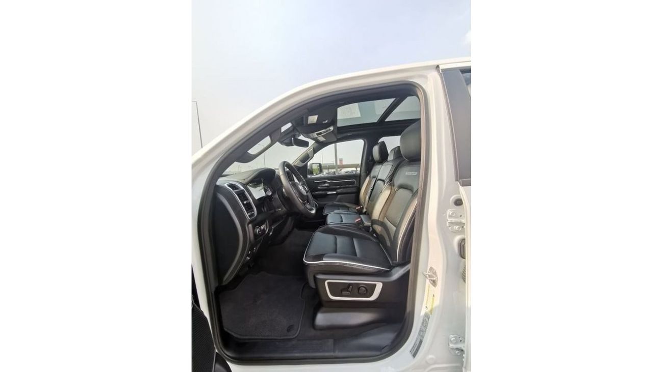 رام 1500 Dodge RAM Laramie - 2023 - White