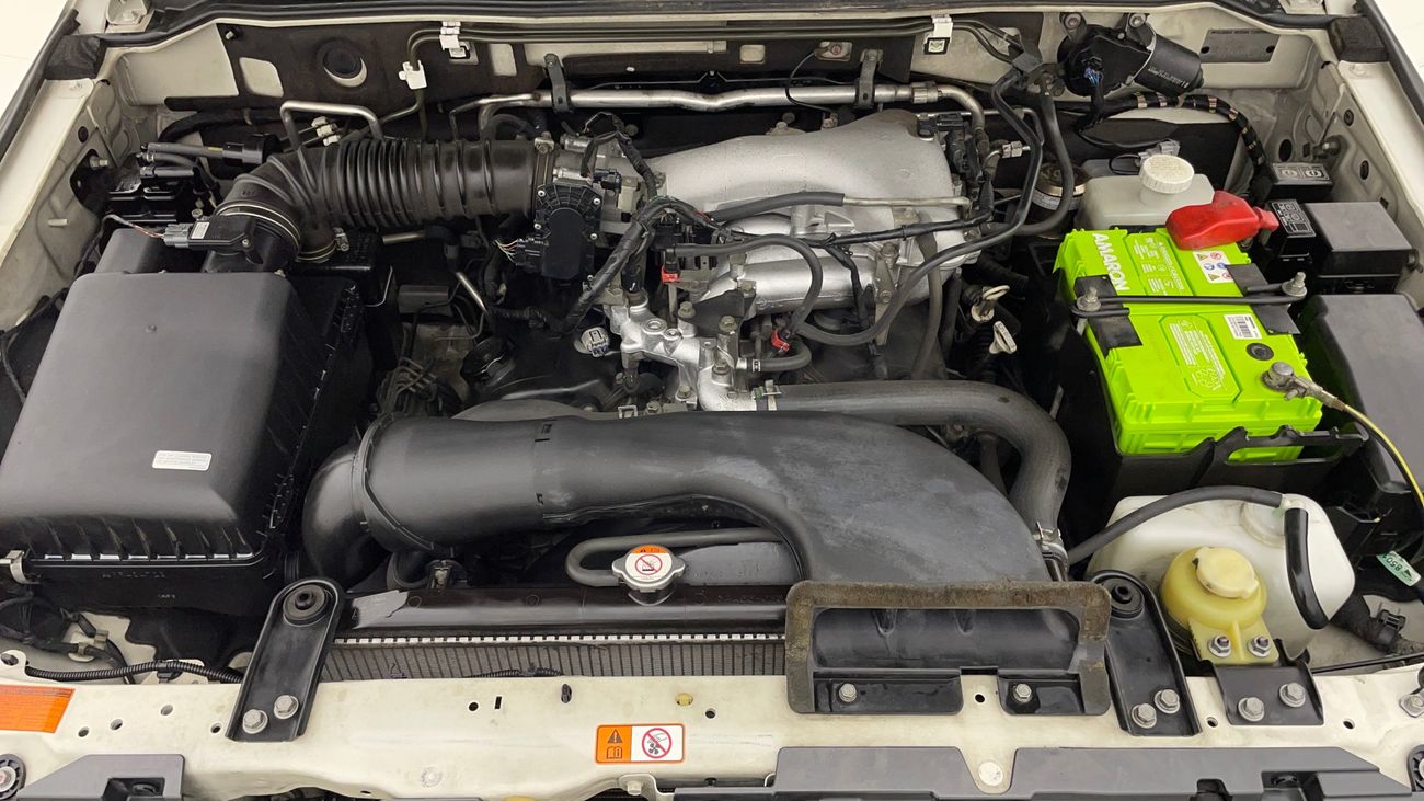 ميتسوبيشي باجيرو GLS TOP 3.5 | بدون دفعة مقدمة | اختبار القيادة في المنزل