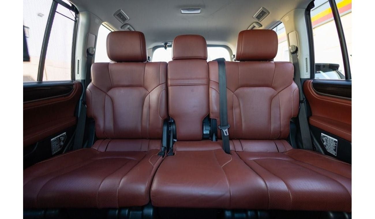 لكزس LX 570 Platinum 5.7L Lexus LX570 Platinum 2018 Canadian Spec under Warranty with Flexible Down-Payment.