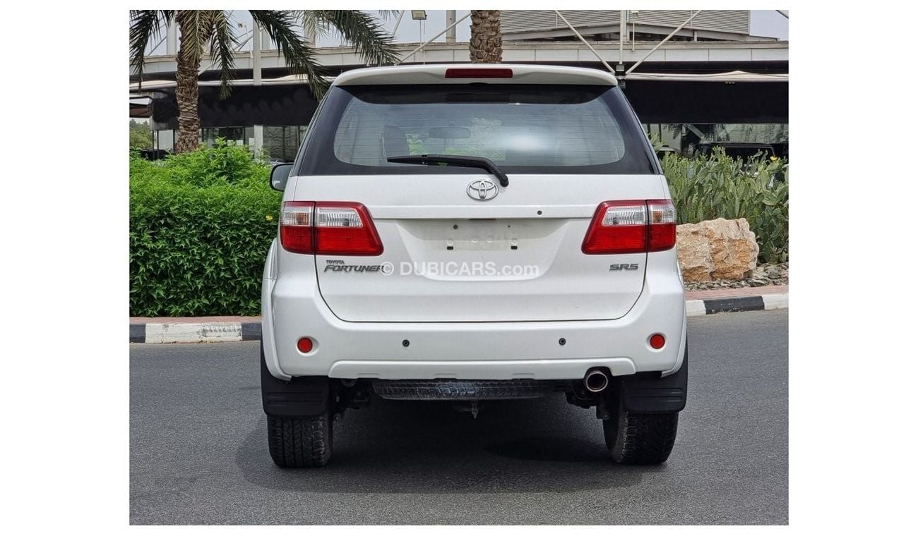 Toyota Fortuner SRS-2.7 L-4 Cyl-Low kilometer Driven-Very well maintained and good Condition