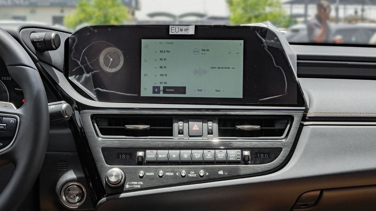 لكزس ES300h 2025 Lexus ES300h 2.5L AT Hybrid (Grey)