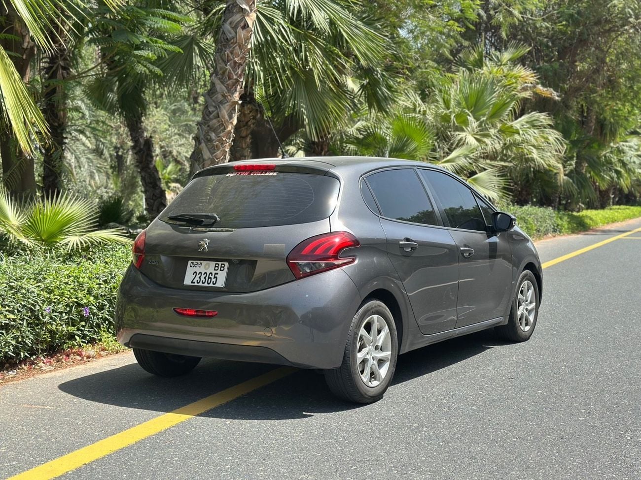 Peugeot 208 ACTIVE 2019 | GCC Specs | 1.6L Engine | Perfect Condition