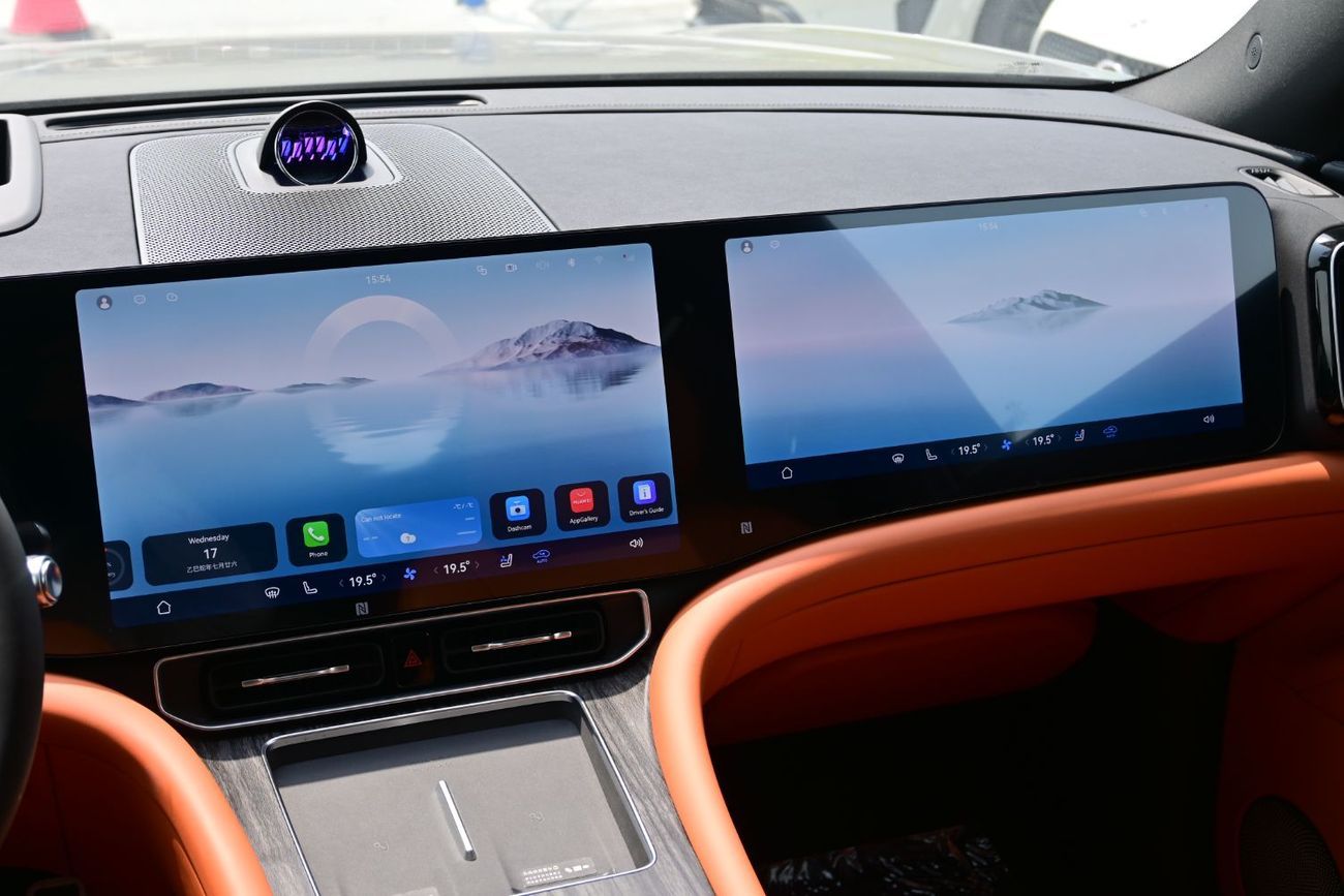 آيتو 9 AITO M9 1.5L Turbo, REEV, AWD 6 Seater, Model 2025