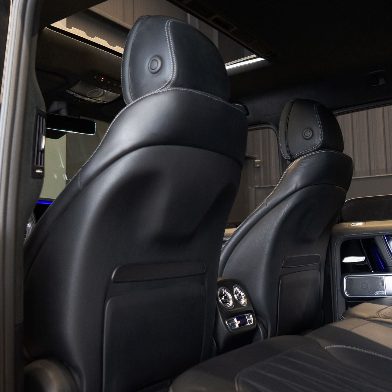 Mercedes-Benz G 63 AMG AED 9,582 pm • 0% Downpayment • Mercedes-AMG G 63 • 1 Year Warranty