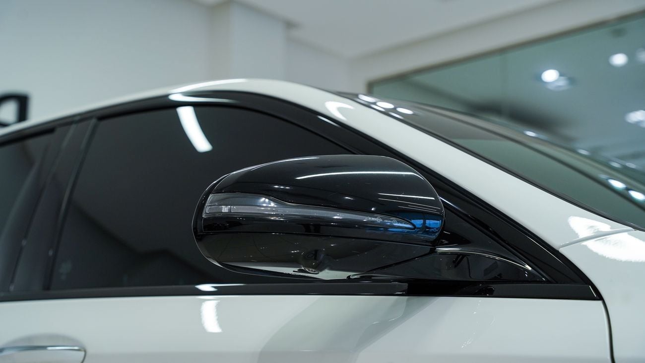 مرسيدس بنز E300 Premium + 2.0L