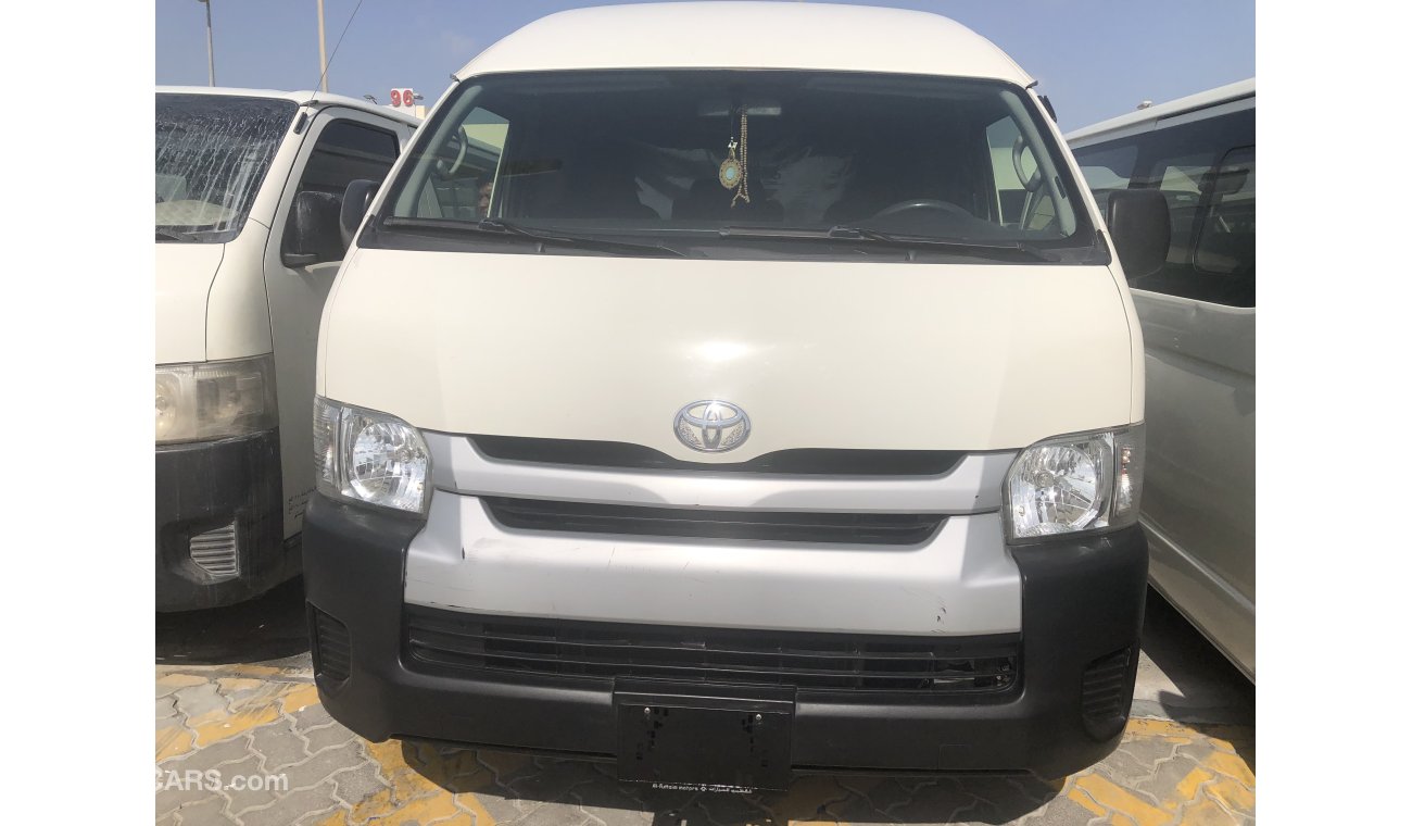 Toyota Hiace tOYOTA hIACE hIGHROOF VAN,MODEL:2016.eXCELLENT CONDITION