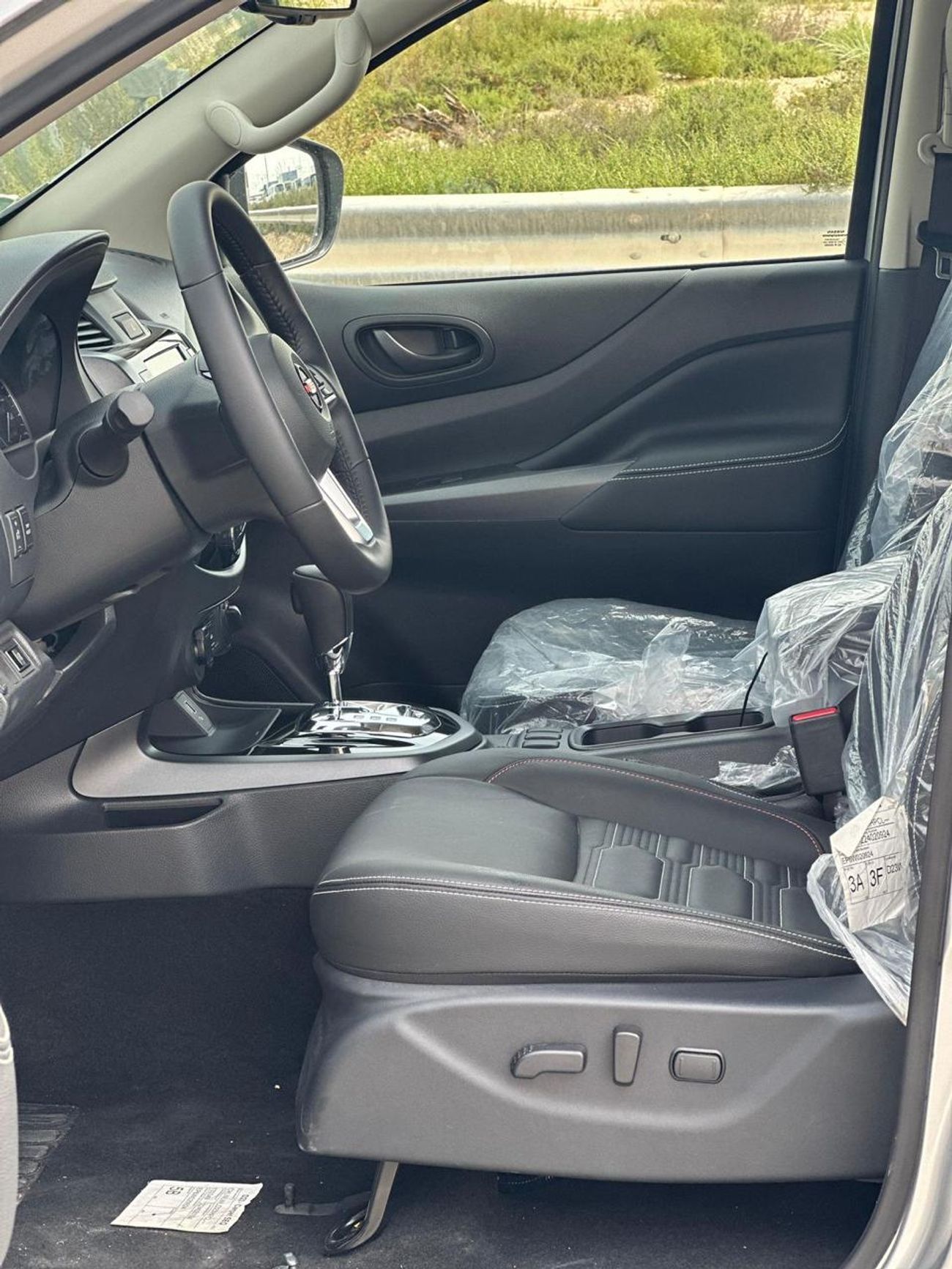 نيسان نافارا 2025 Nissan Navara D23 2.5L AT Diesel