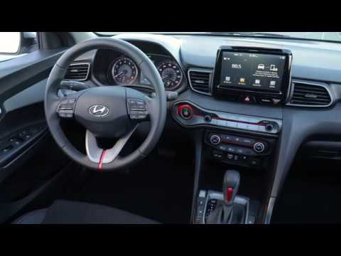 Hyundai Veloster interior - Cockpit