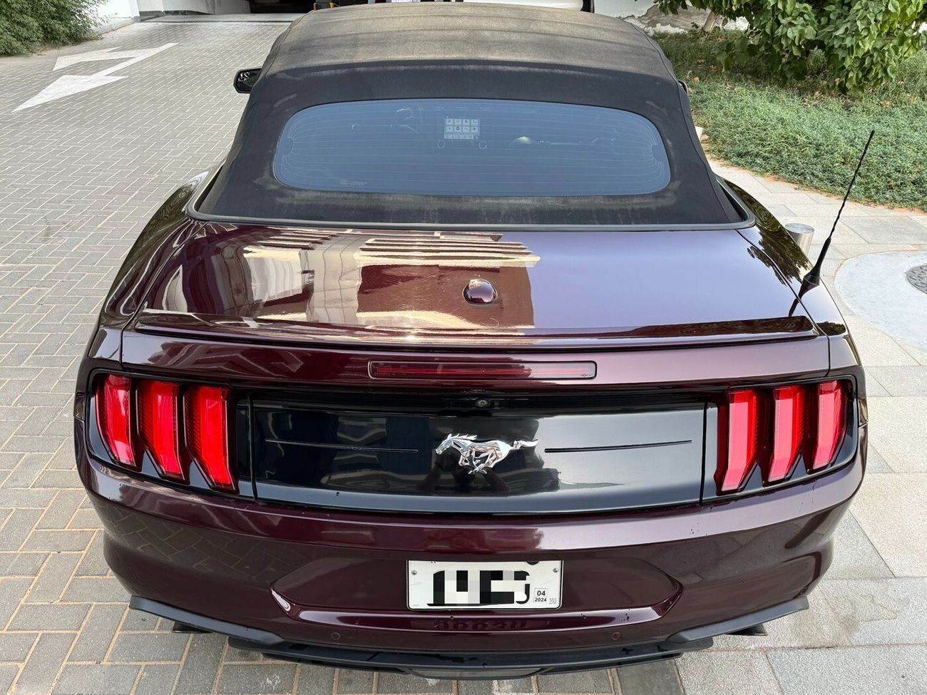 فورد موستانج Ford Mustang Ecoboost 4 Cylinder 300 HP