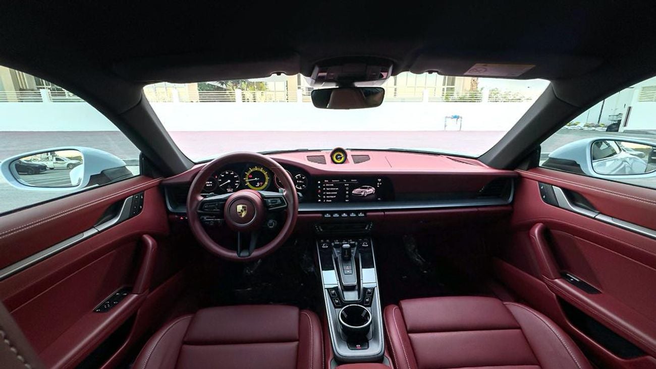 بورش 911 Carrera 3.0L (444 HP) Coupe