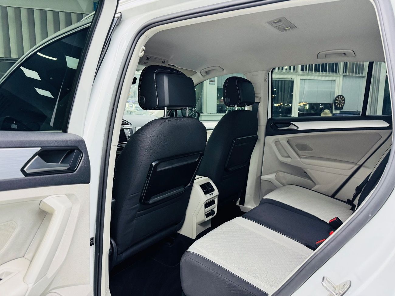 Volkswagen Tiguan S 1.4L