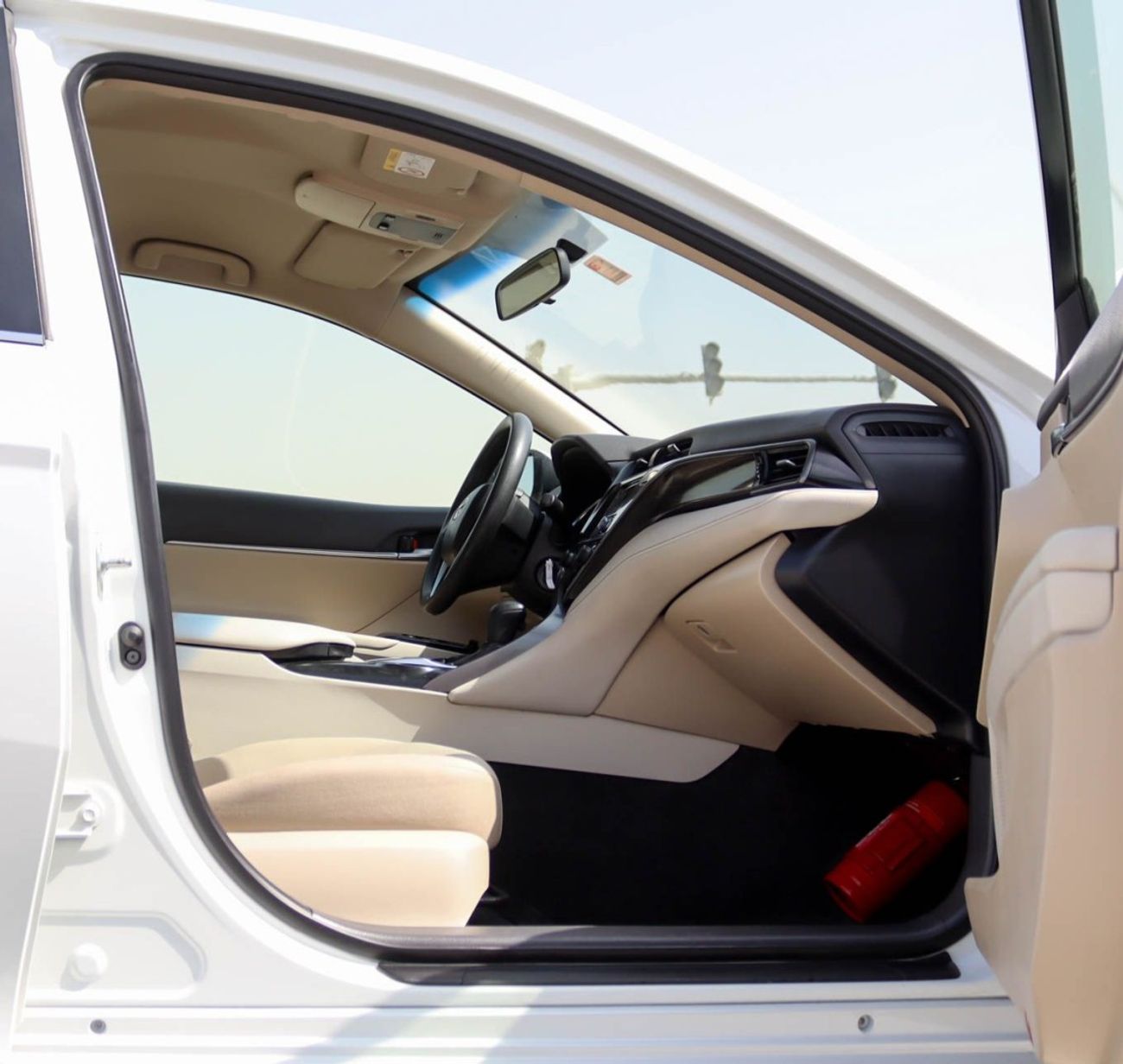 تويوتا كامري S 2.5L (181 HP) Toyota Camry 2020 GCC without accidents in excellent condition 1388 P.M