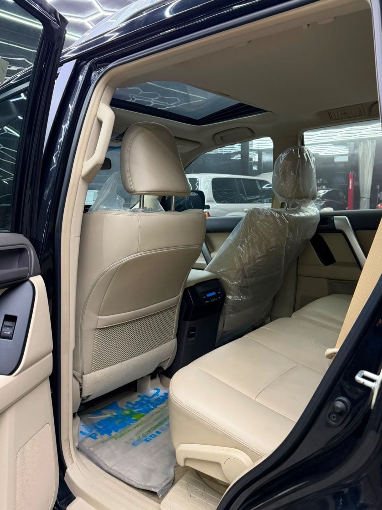 Toyota Prado Toyota Prado TX-L 2023 V6 Original paint Full Option