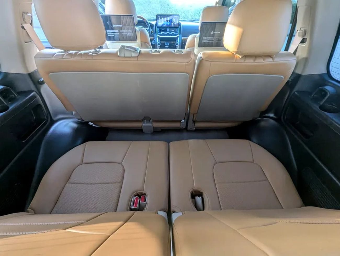 Toyota Fortuner DIESEL VXR Full Option V4 2.8L