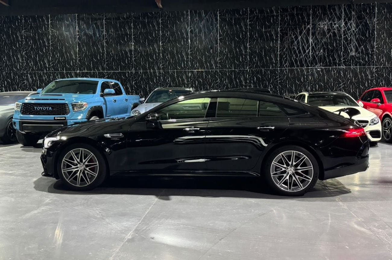 مرسيدس بنز AMG GT 43