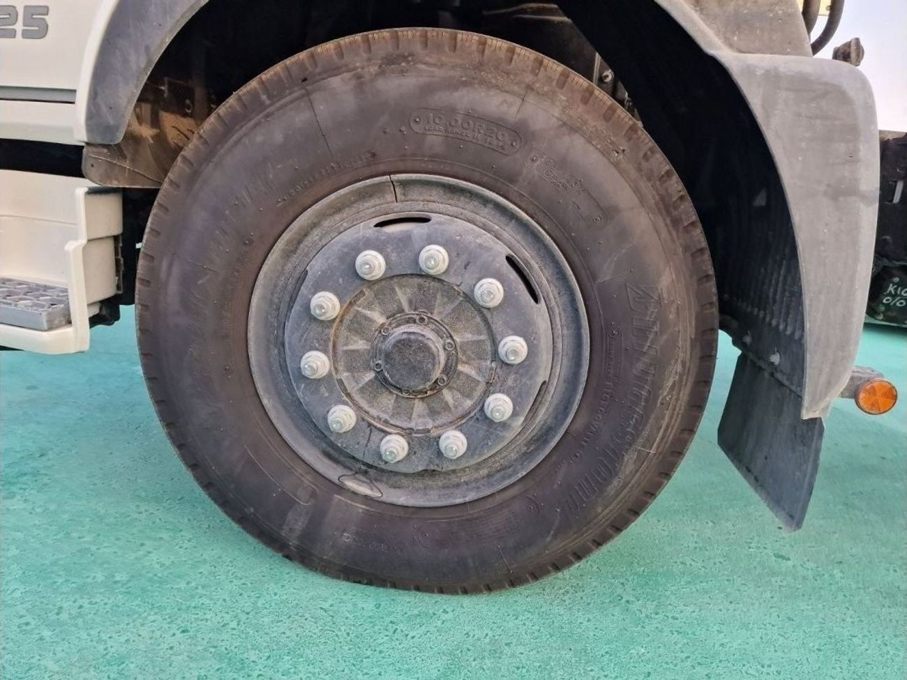 Hino 500 2023 HINO 1625 Series 500 10.3 Ton 4×2 Single Cab with bed space