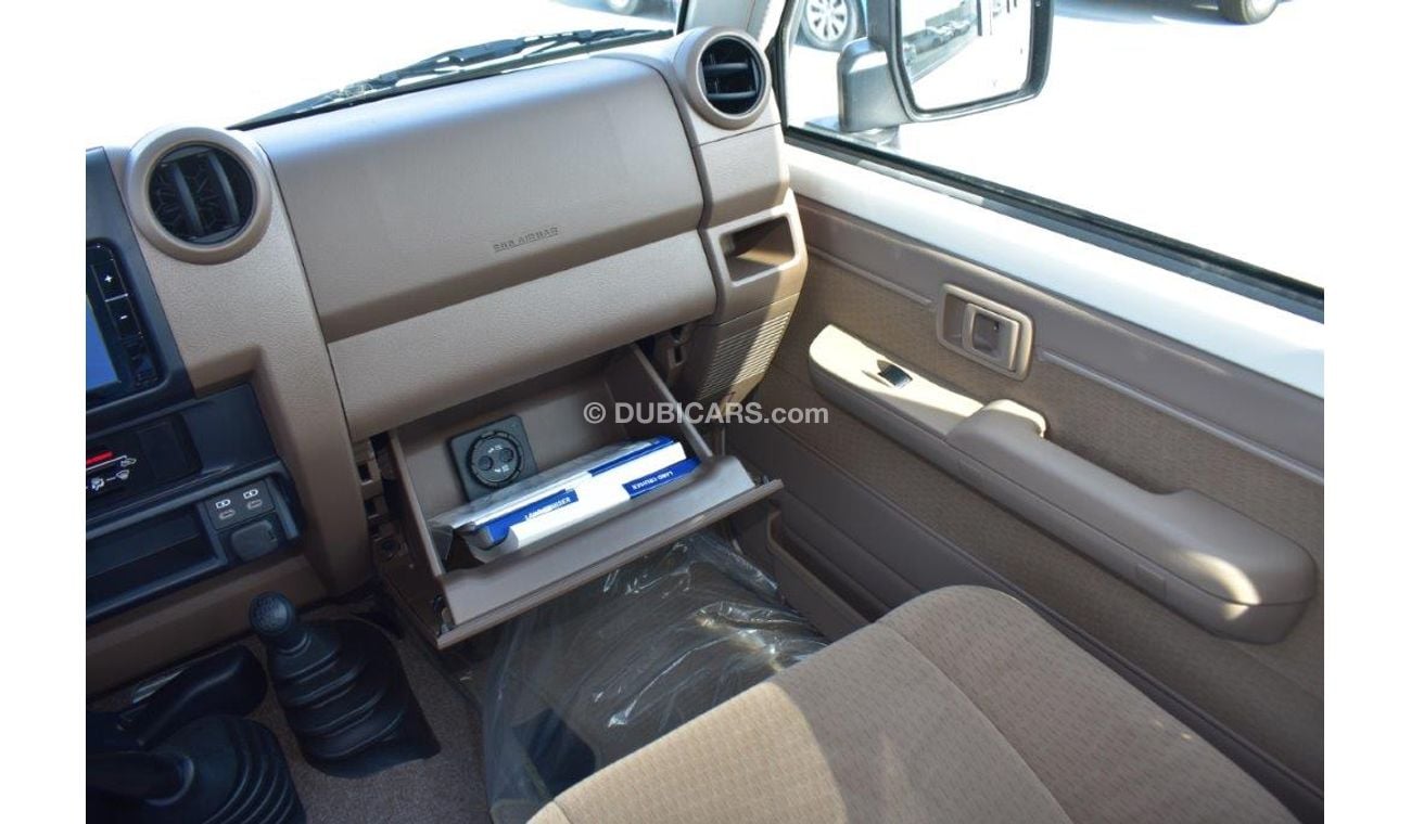 Toyota Land Cruiser 70 76  LX V8 4.5L Manual Transmission