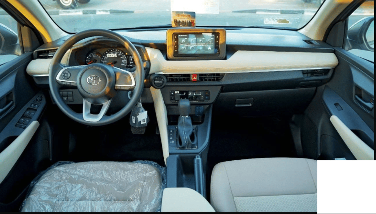 Toyota Yaris ECT0141 - 2026 Toyota Yaris Y - 1.3L Petrol Auto - Silver - GCC