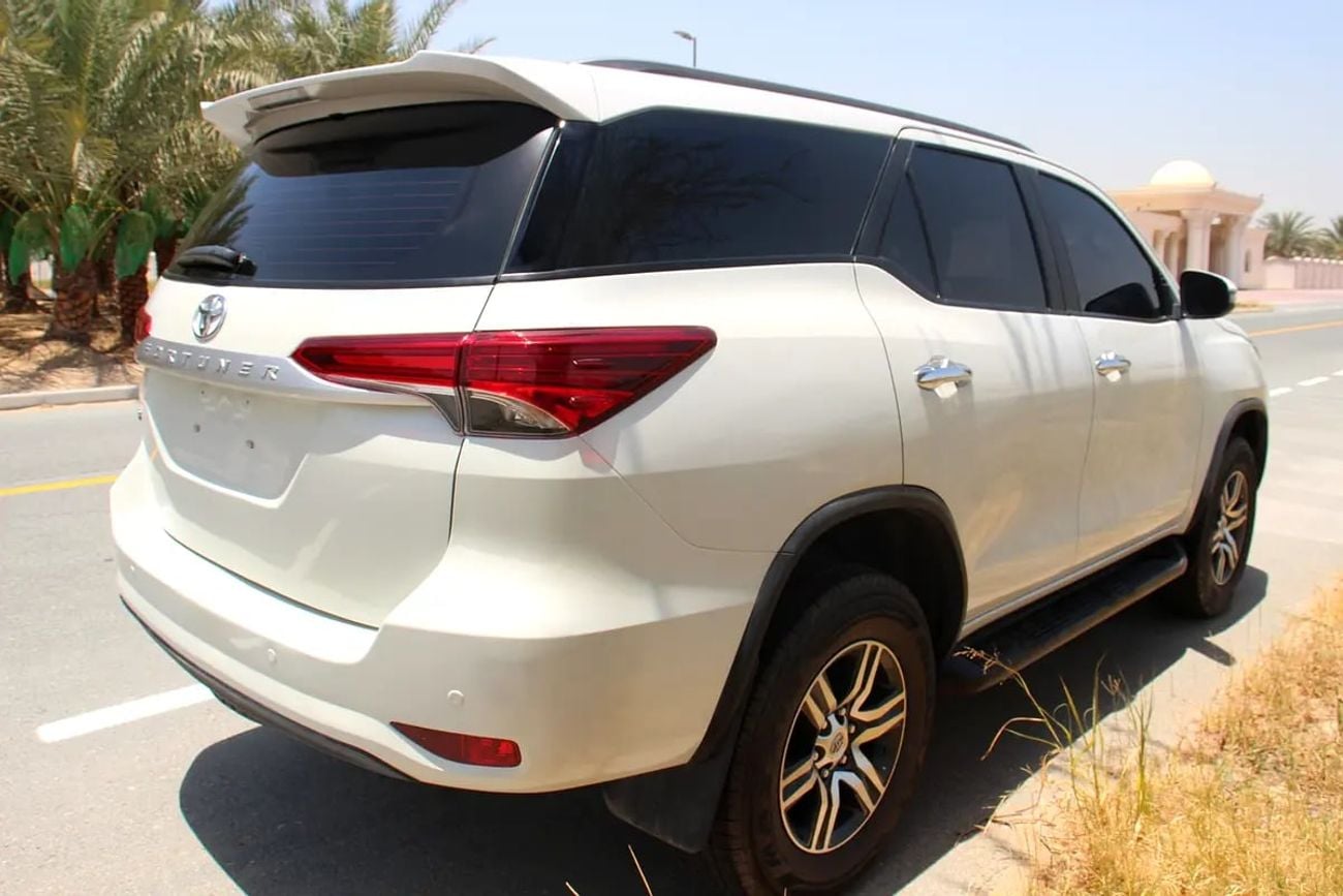 Toyota Fortuner EXR 2.7L GCC! EMI (1300x60) Loan without or with down payment