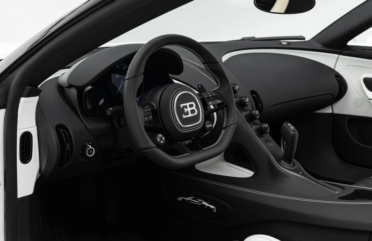 بوغاتي ميسترال W16 رودستر 8.0L W16 Quad-Turbocharged Engine