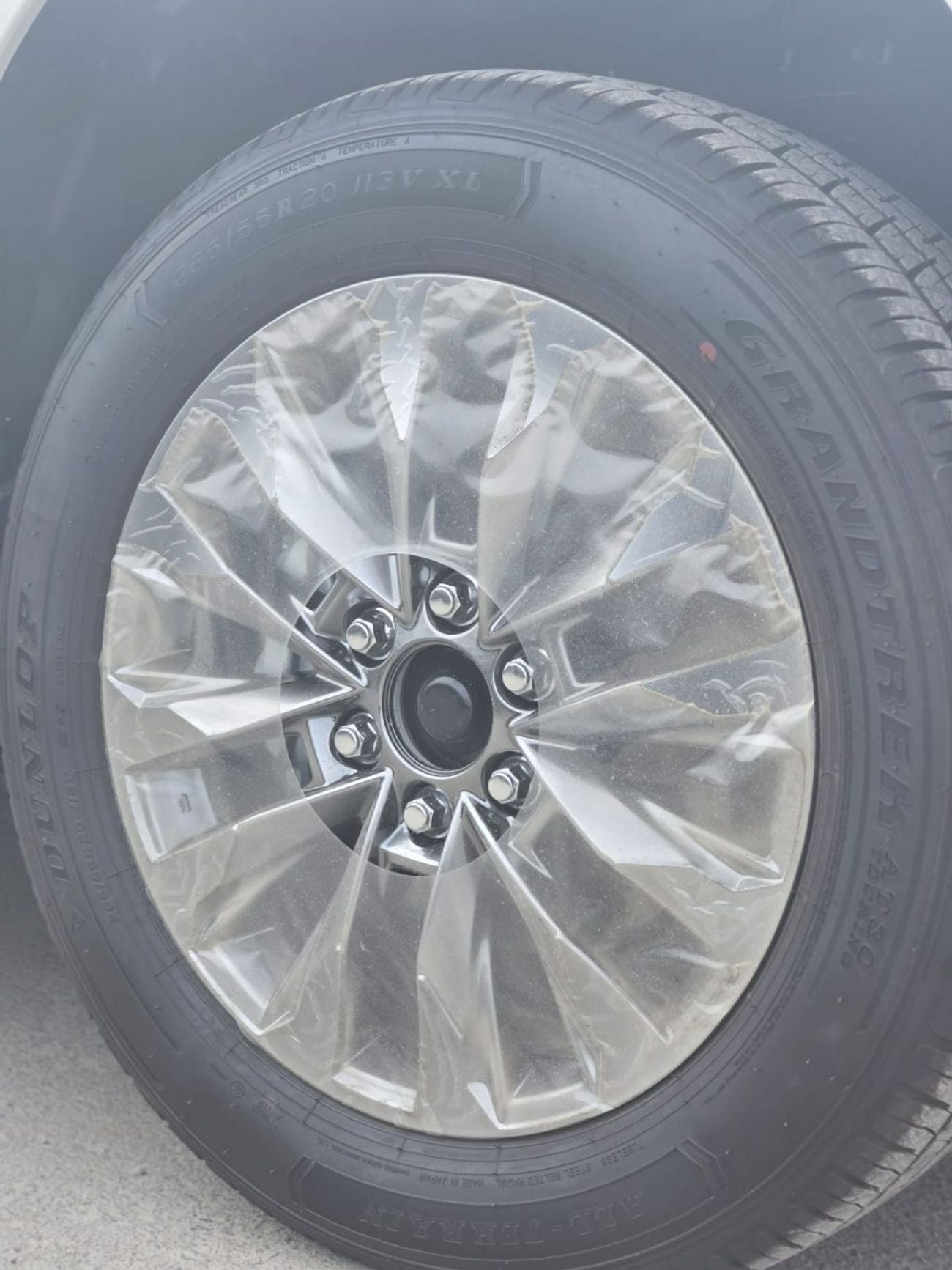 Toyota Land Cruiser LC 300 GXR 3.5L HYBRID A/T 7 SEATER