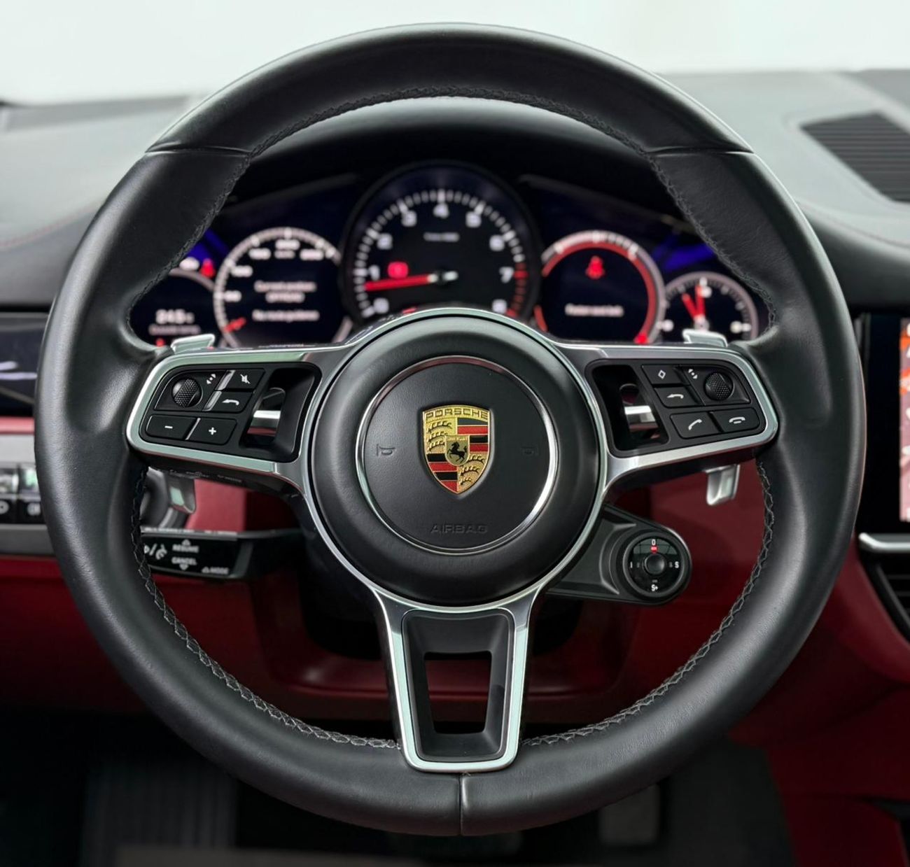 بورش كايان Std 3.0L (335 HP) 2021 Porsche Cayenne ,Porsche Warranty June/2026 ,Full Porsche Service History ,Ex