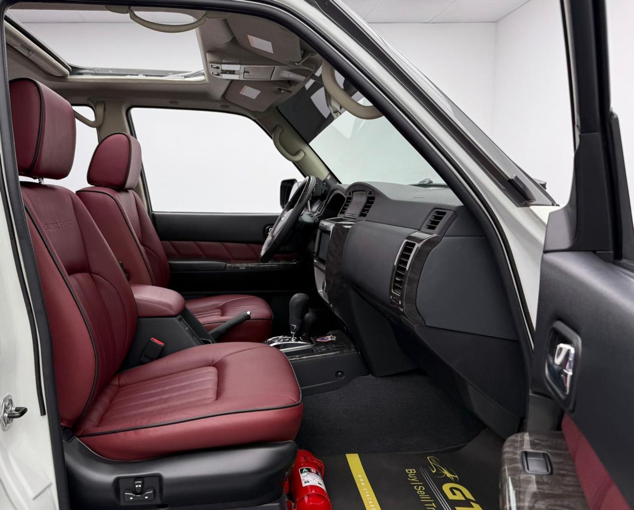 نيسان باترول سوبر سفاري 2023 Nissan Patrol Super Safari 4800 VTC, 2029 Nissan Warranty + Service Pack, Low Km, GCC