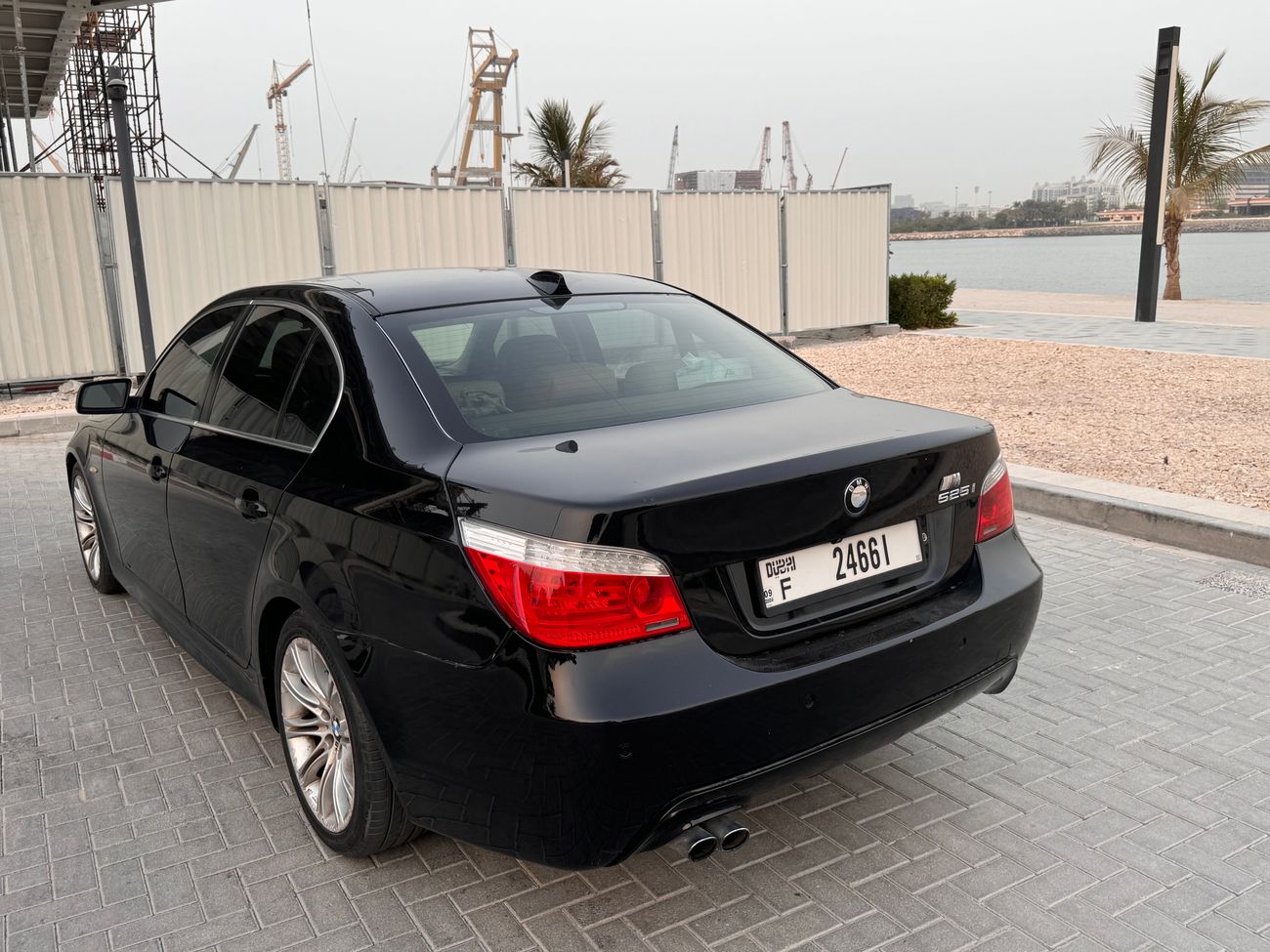 BMW 525i 2.5