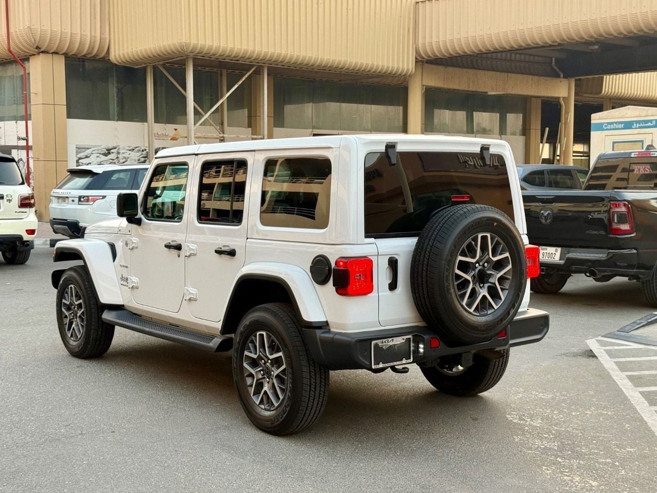Jeep Wrangler Unlimited Sahara 3.6L A/T (5 Seater) 2023 Sahara 3.6L EDITION FULL OPTION JUNGLE TRAIL 4x4 3.6L CANADA SPEC