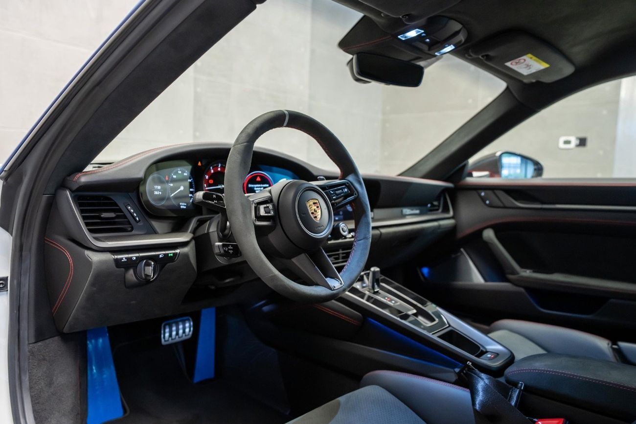 Porsche 911 Dakar 3.0L (475 HP) Coupe