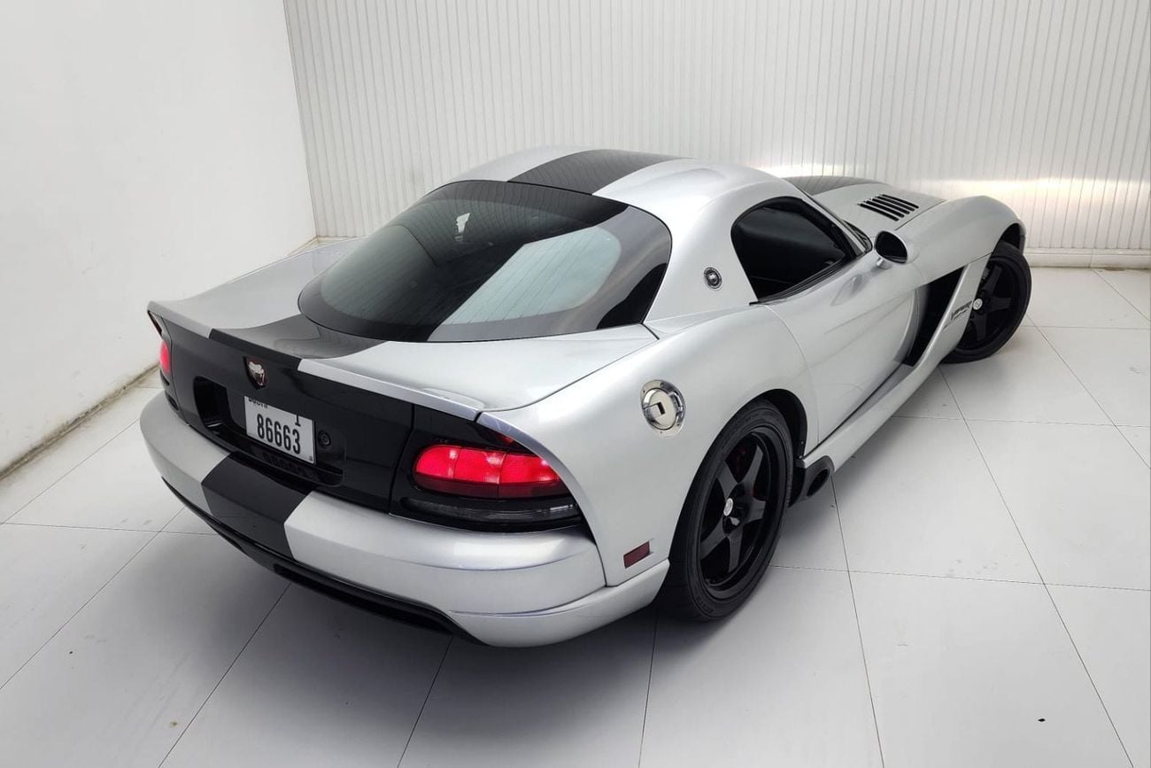 Dodge Viper SRT10