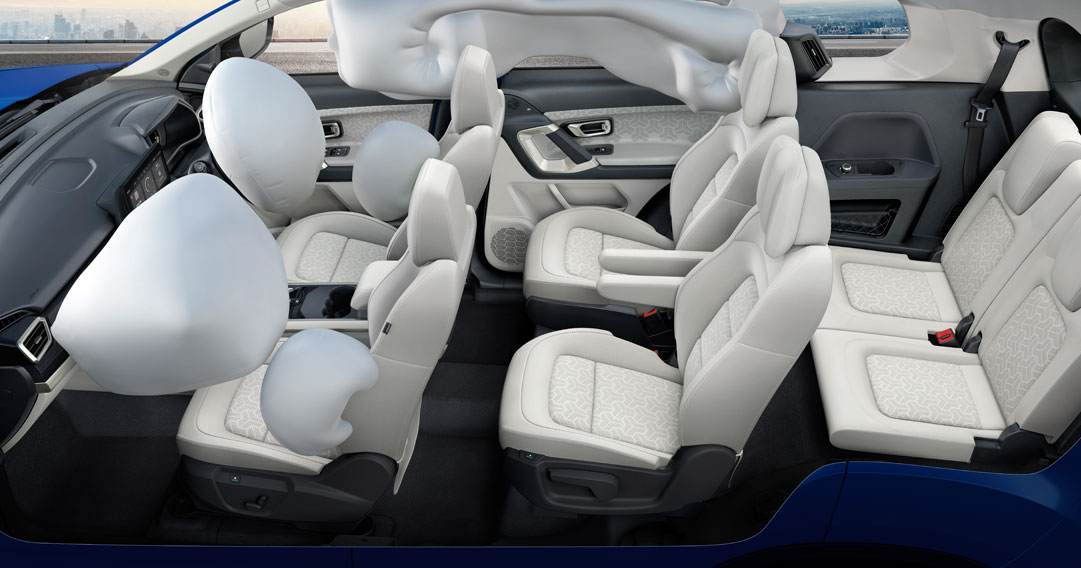 Tata Safari interior - Seats