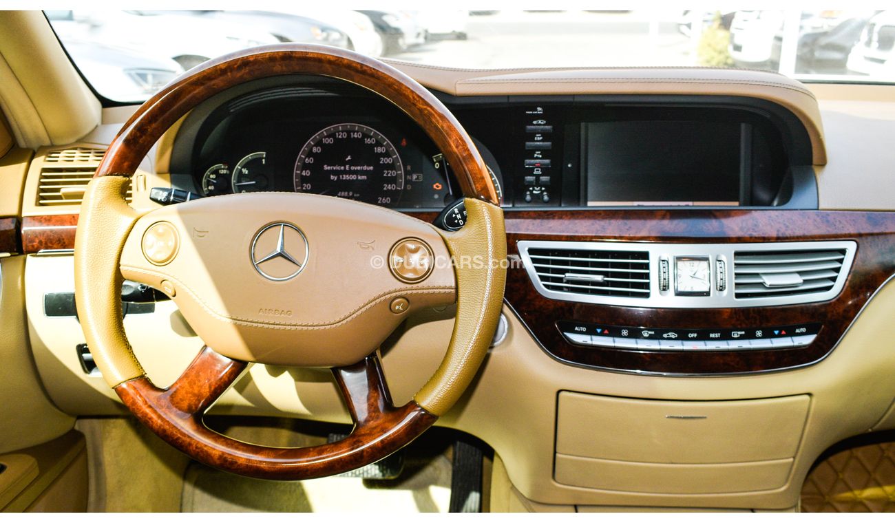 مرسيدس بنز S 350 كت AMG خليجى بانوراما - أبواب شفط -بصمة - رنجات - حساسات كاميرا شاشة بحالة ممتازة