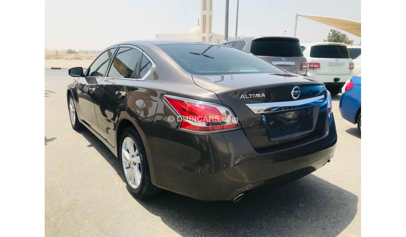 Nissan Altima 3.5 SL سياره نظيفه جدا بحاله ممتاذه بدون حوادث ضمان شاسيه جير ماكينه
