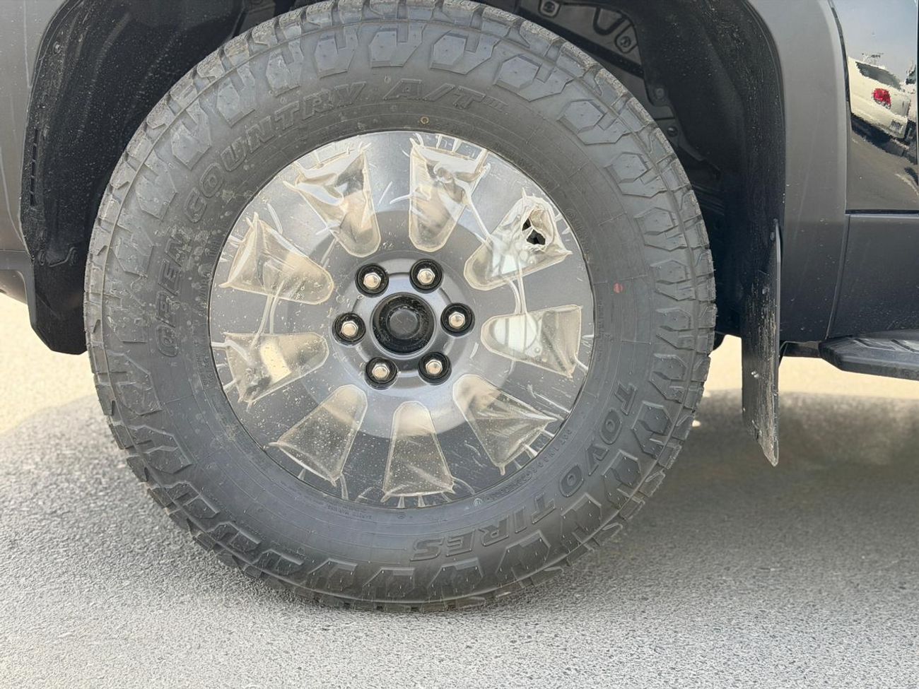 تويوتا برادو 2.8L TURBO DIESEL ADVENTURE AUTOMATIC TRANSMISSION( FOR RE-EXPORT ONLY )