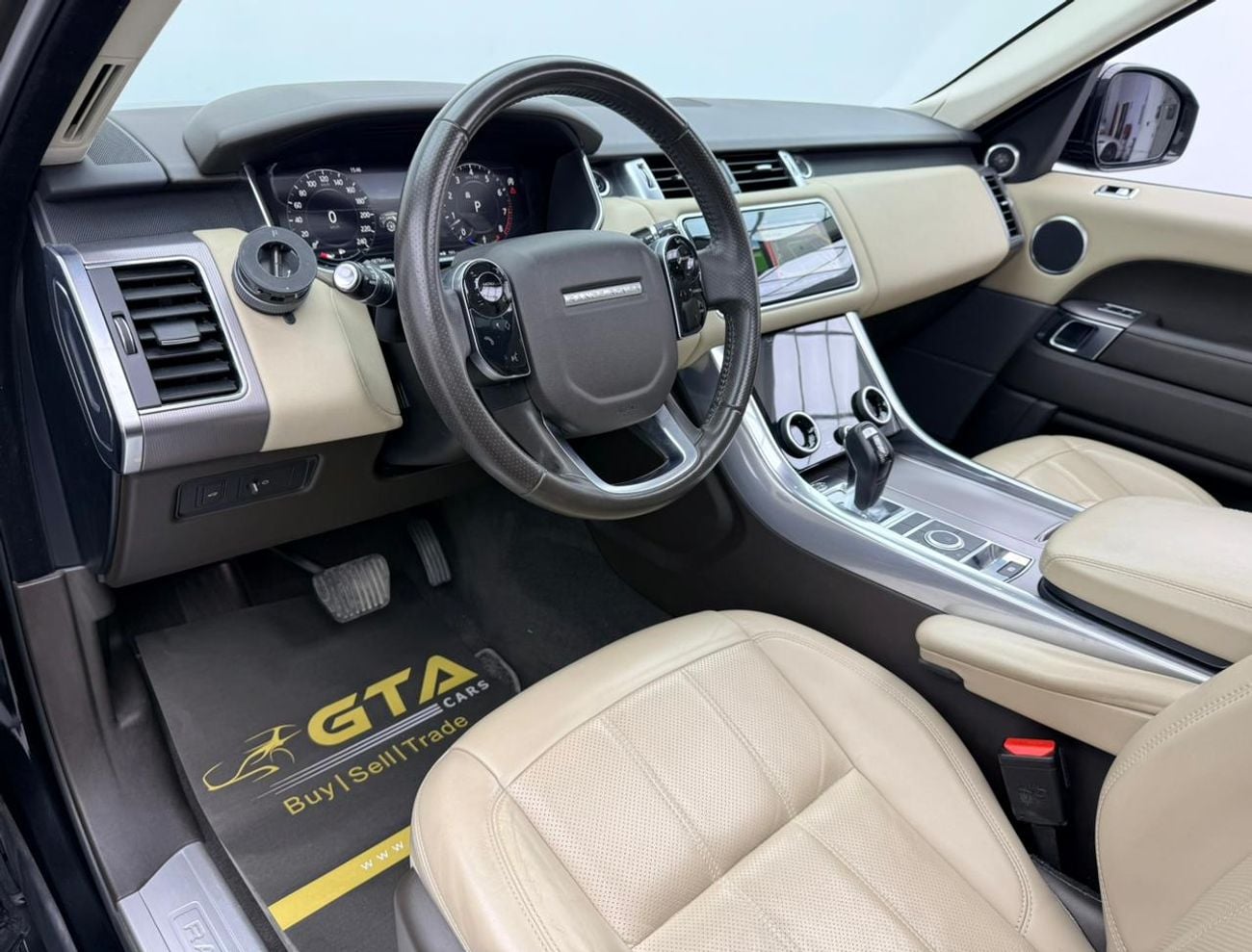 Land Rover Range Rover Sport HSE Dynamic 3.0L 2019 Range Rover Sport HSE Dynamic, Warranty, Service History , GCC