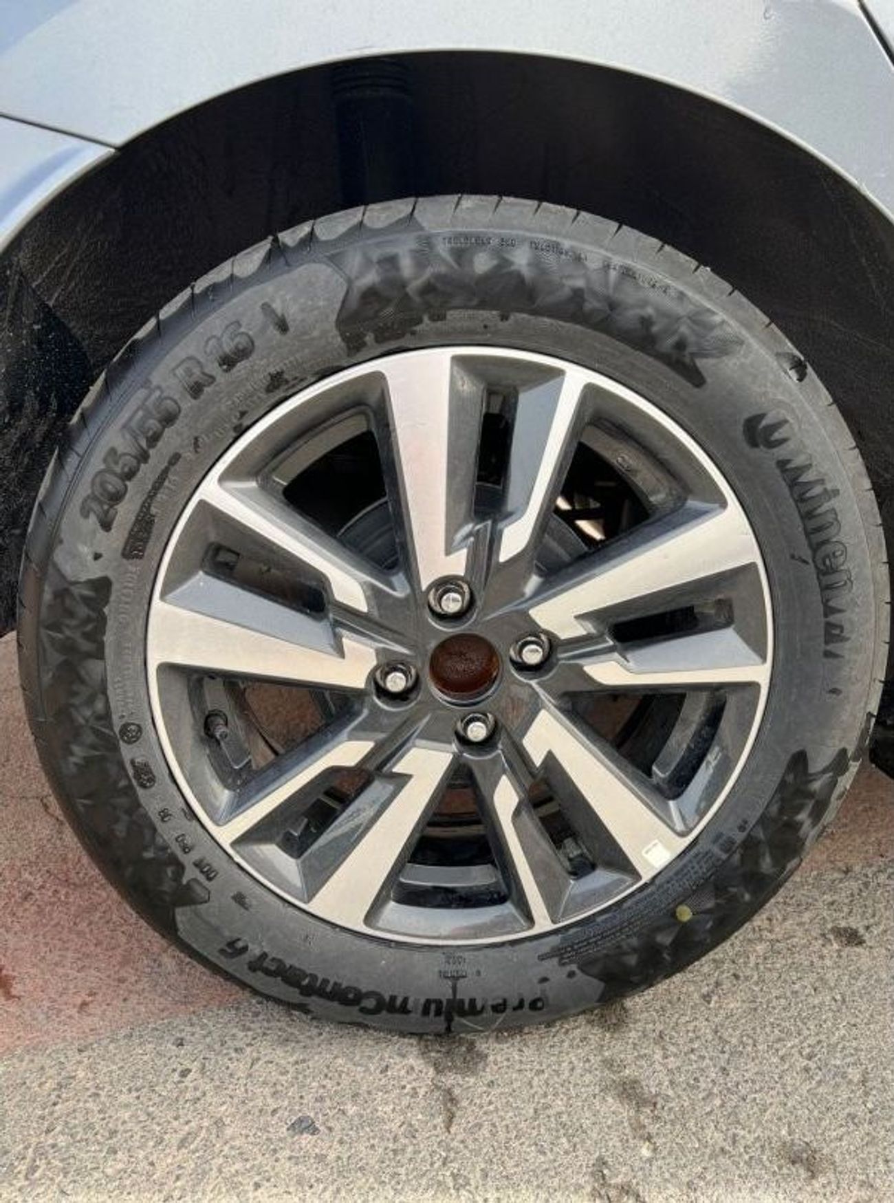 نيسان صني Nissan Sunny SV 1.6L