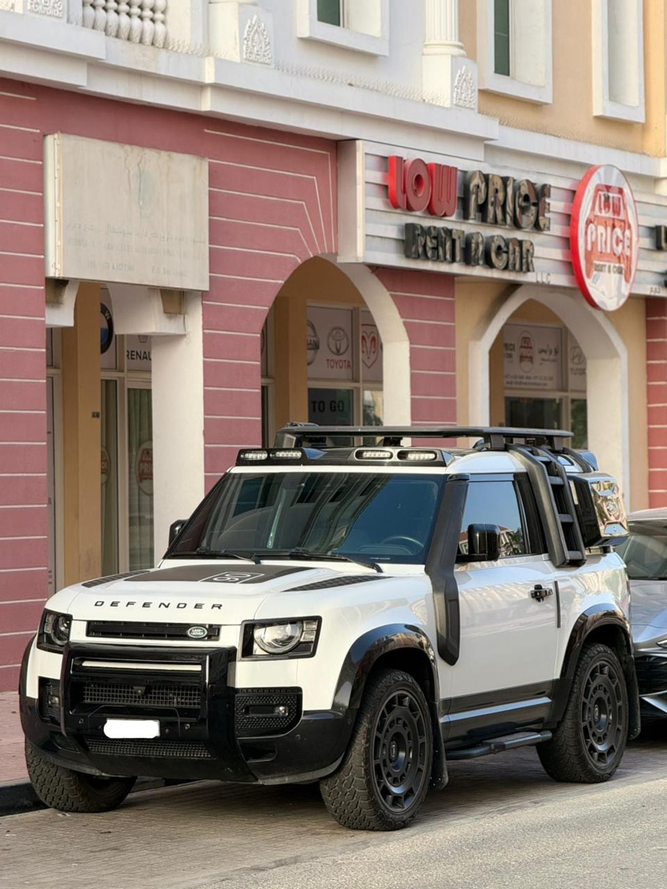 لاند روفر Defender 90 S P300
