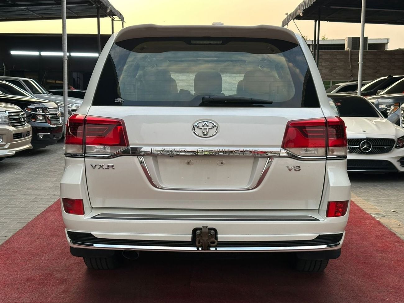 Toyota Land Cruiser VXR 4.6L 4WD