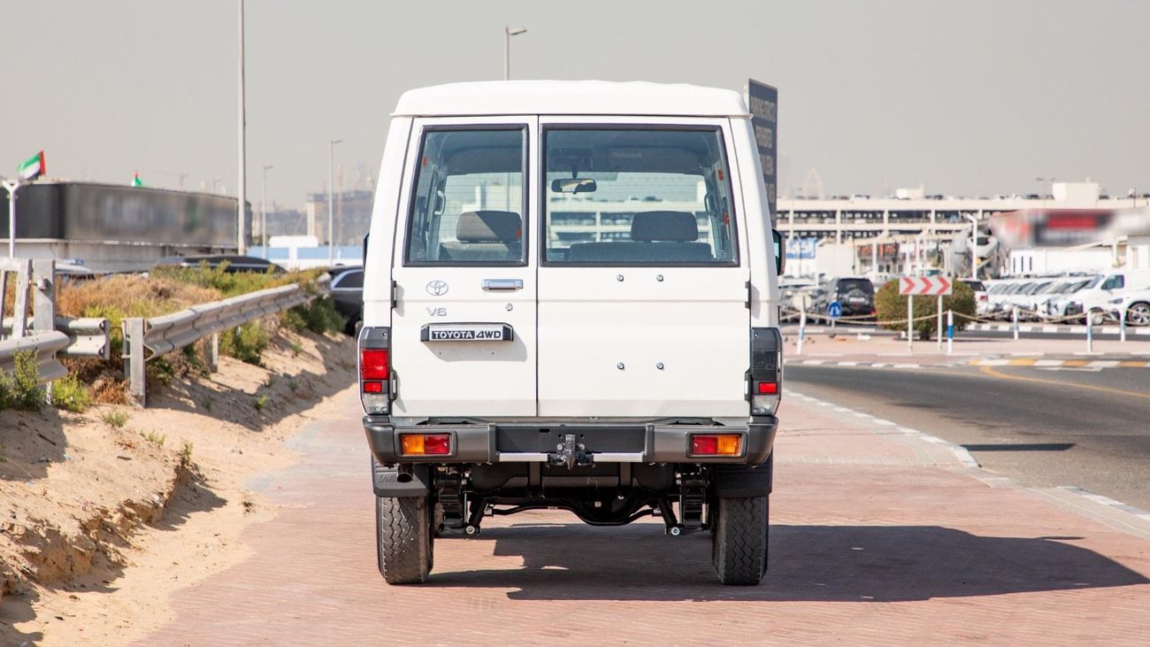 تويوتا لاند كروزر 70 2025 Toyota Land Cruiser 4.0L M/T