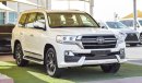 Toyota Land Cruiser VXR Grand Touring 5.7 V8